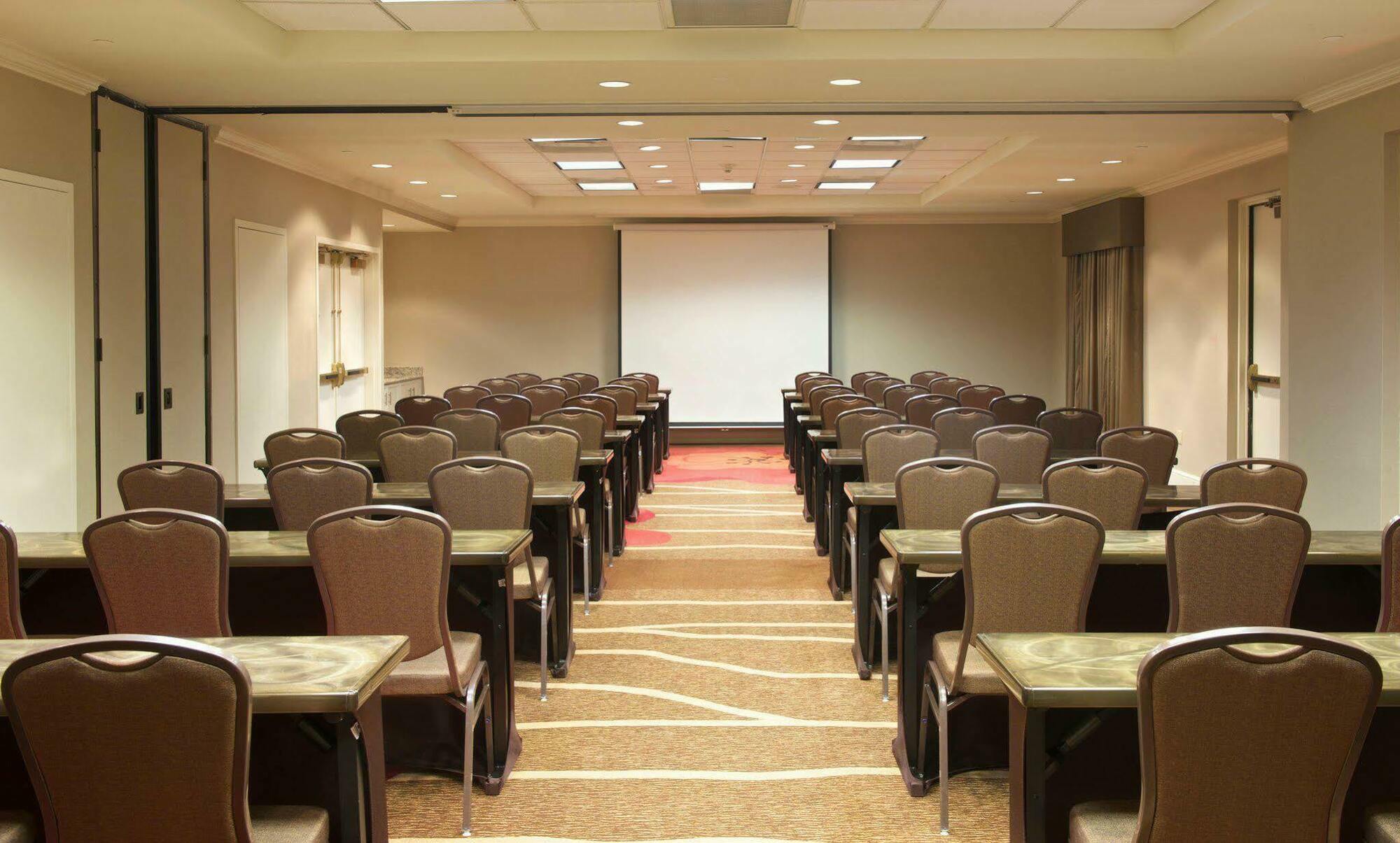Hilton Garden Inn Wisconsin Dells Extérieur photo